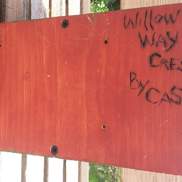 Beautiful Handmade White Birdhouse Mailbox Flowers Garden Shed Tree Heart Red - Picture 5 of 5